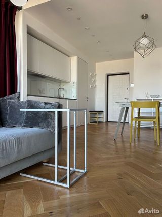 m. Moskva Tovarnaya: Apartment, studio
