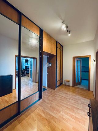m. Oktyabrskoe pole: Apartment, 2-rooms