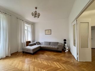 m. Barrikadnaya: Apartment, 3-rooms