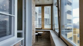 m. Molodezhnaya: Apartment, 3-rooms