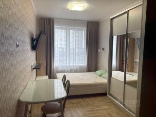 m. Lukhmanovskaya: Apartment, studio