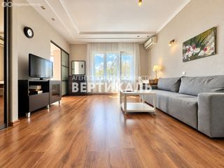 m. Ploschad Gagarina: Apartment, 1-rooms