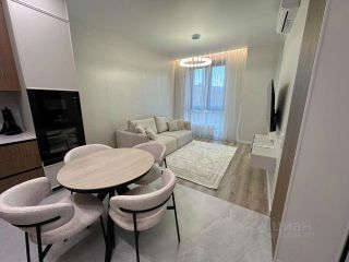 m. ZIL: Apartment, 2-rooms
