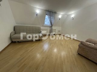 m. Barrikadnaya: Apartment, 3-rooms