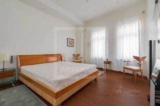 m. Trubnaya: Apartment, 3-rooms