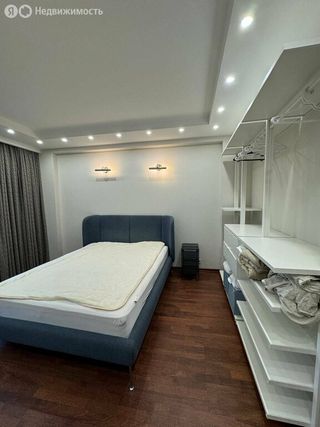 m. Ploschad trekh vokzalov: Apartment, 1-rooms