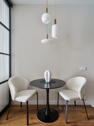 m. Verkhnie Kotly: Apartment, studio