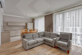 m. Aminyevskaya: Apartment, 3-rooms
