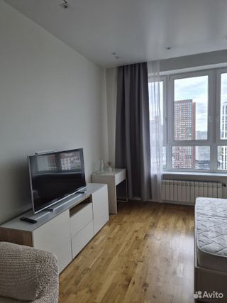 m. Shelepikha: Apartment, studio
