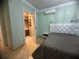 m. Profsoyuznaya: Apartment, 3-rooms
