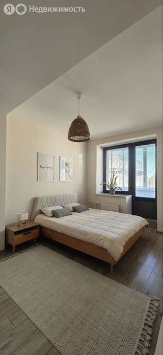 m. Dubrovka: Apartment, 2-rooms