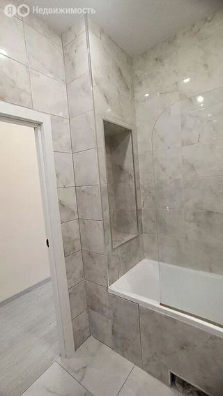 m. ZIL: Apartment, 1-rooms
