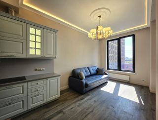 m. ZIL: Apartment, 1-rooms