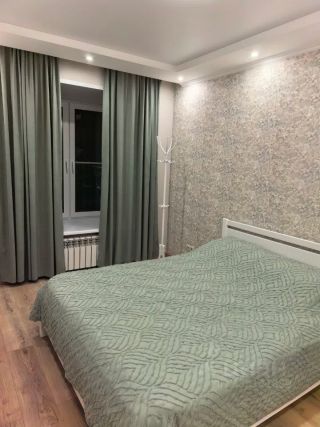 m. Vorobyevy gory: Apartment, 2-rooms