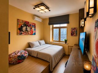 m. Oktyabrskoe pole: Apartment, 2-rooms