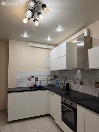 m. Ilyinskaya: Apartment, 3-rooms