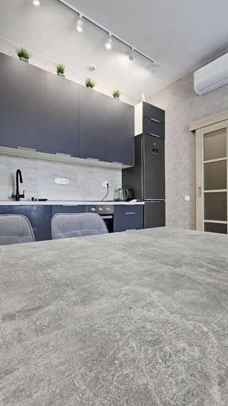 m. ZIL: Apartment, studio