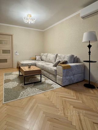m. Ulitsa 1905 goda: Apartment, 2-rooms