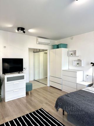 m. Dmitrovskaya: Apartment, studio