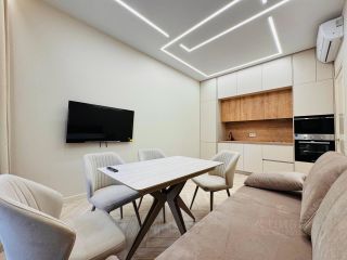 m. ZIL: Apartment, 2-rooms