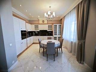 m. Pokrovskoe: Apartment, 3-rooms