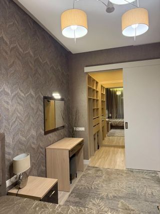 m. Ulitsa 1905 goda: Apartment, 2-rooms