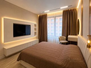 m. ZIL: Apartment, 2-rooms