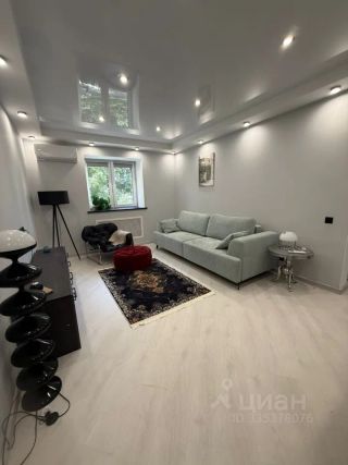 m. Barrikadnaya: Apartment, 2-rooms