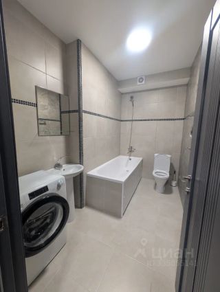 m. Lukhmanovskaya: Apartment, 1-rooms