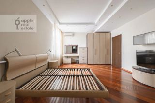 m. Mayakovskaya: Apartment, 3-rooms