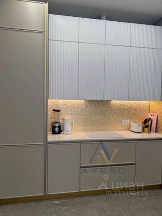 m. ZIL: Apartment, 2-rooms