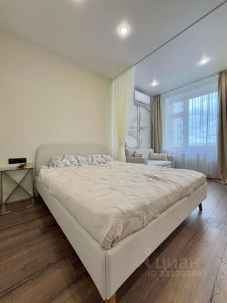 m. Narodnoe Opolchenie: Apartment, studio