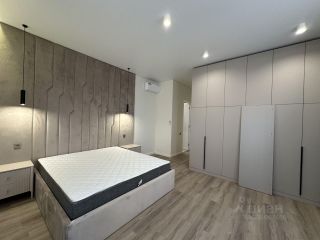 m. Aminyevskaya: Apartment, 3-rooms
