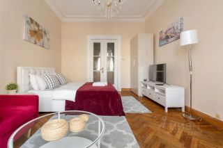 m. Barrikadnaya: Apartment, 2-rooms