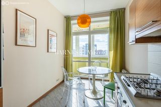 m. Krasnopresnenskaya: Apartment, 2-rooms