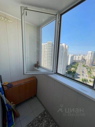 m. Nekrasovka: Apartment, 3-rooms