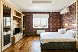 m. Khimki: Apartment, studio