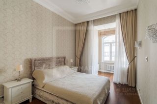 m. Kitay-gorod: Apartment, 3-rooms