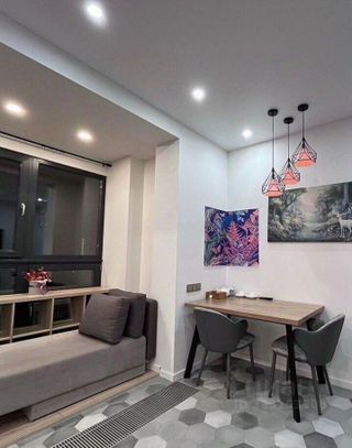 m. ZIL: Apartment, 2-rooms