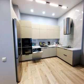 m. Molodezhnaya: Apartment, 2-rooms