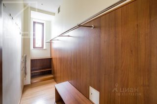 m. Kropotkinskaya: Apartment, 4-rooms