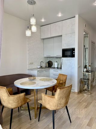 m. Shelepikha: Apartment, studio