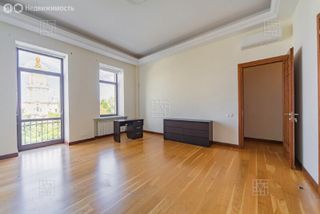 m. Chistye prudy: Apartment, 4-rooms