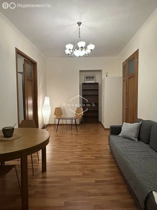 m. Chistye prudy: Apartment, 2-rooms