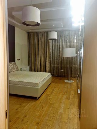 m. Ulitsa Akademika Koroleva: Apartment, 3-rooms