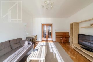 m. Smolenskaya: Apartment, 3-rooms