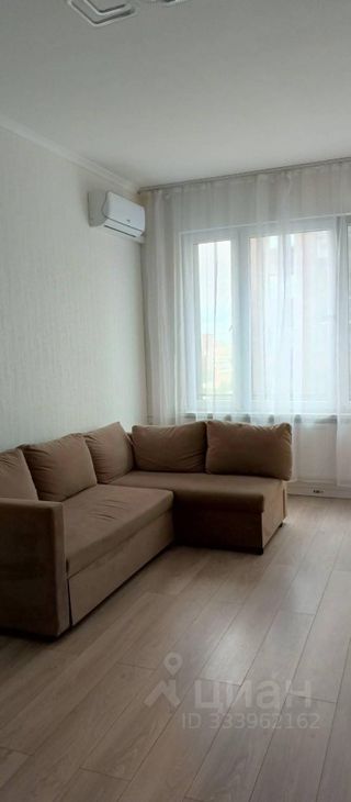 m. Oktyabrskoe pole: Apartment, 1-rooms