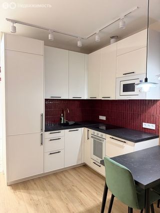 m. Dubrovka: Apartment, 2-rooms