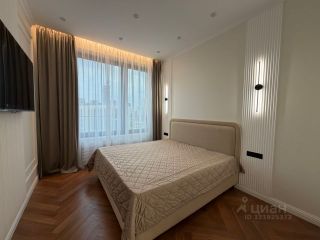 m. ZIL: Apartment, 1-rooms