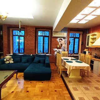m. Sretensky bulvar: Apartment, 2-rooms